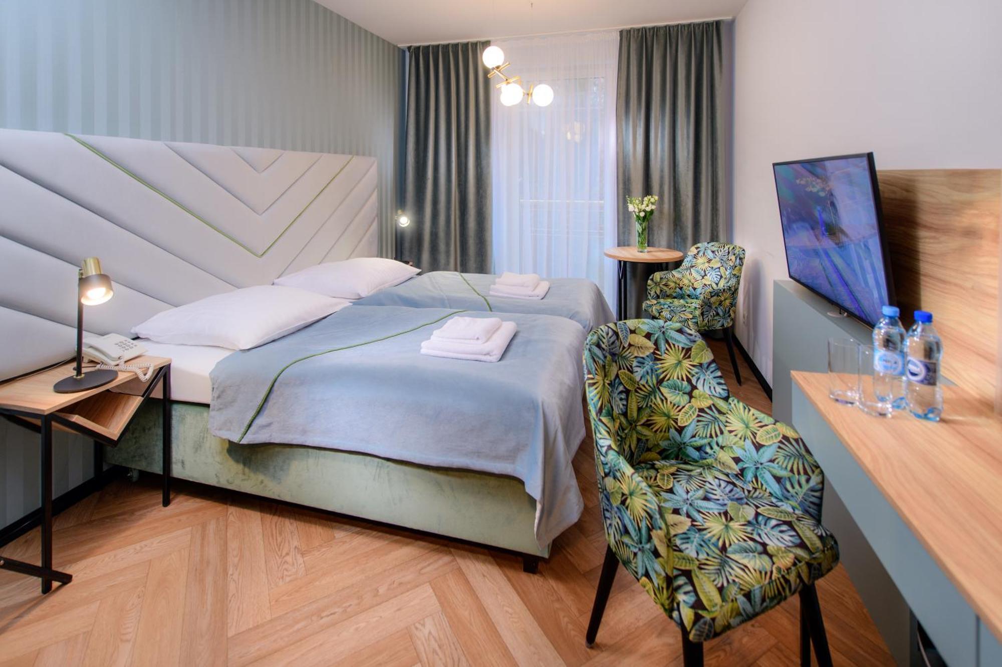 Marta Medical Hotell Połczyn-Zdrój Exteriör bild