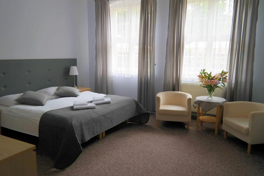 Marta Medical Hotell Połczyn-Zdrój Exteriör bild
